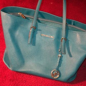 Women’s Michael kors tote purse